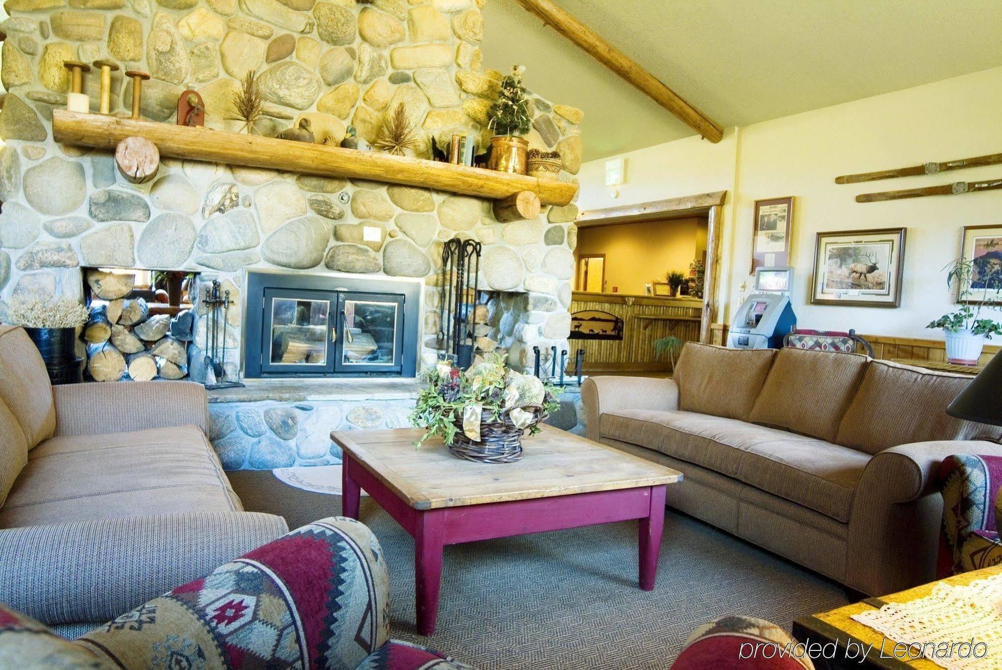 Bucks T4 Lodge Big Sky Room photo